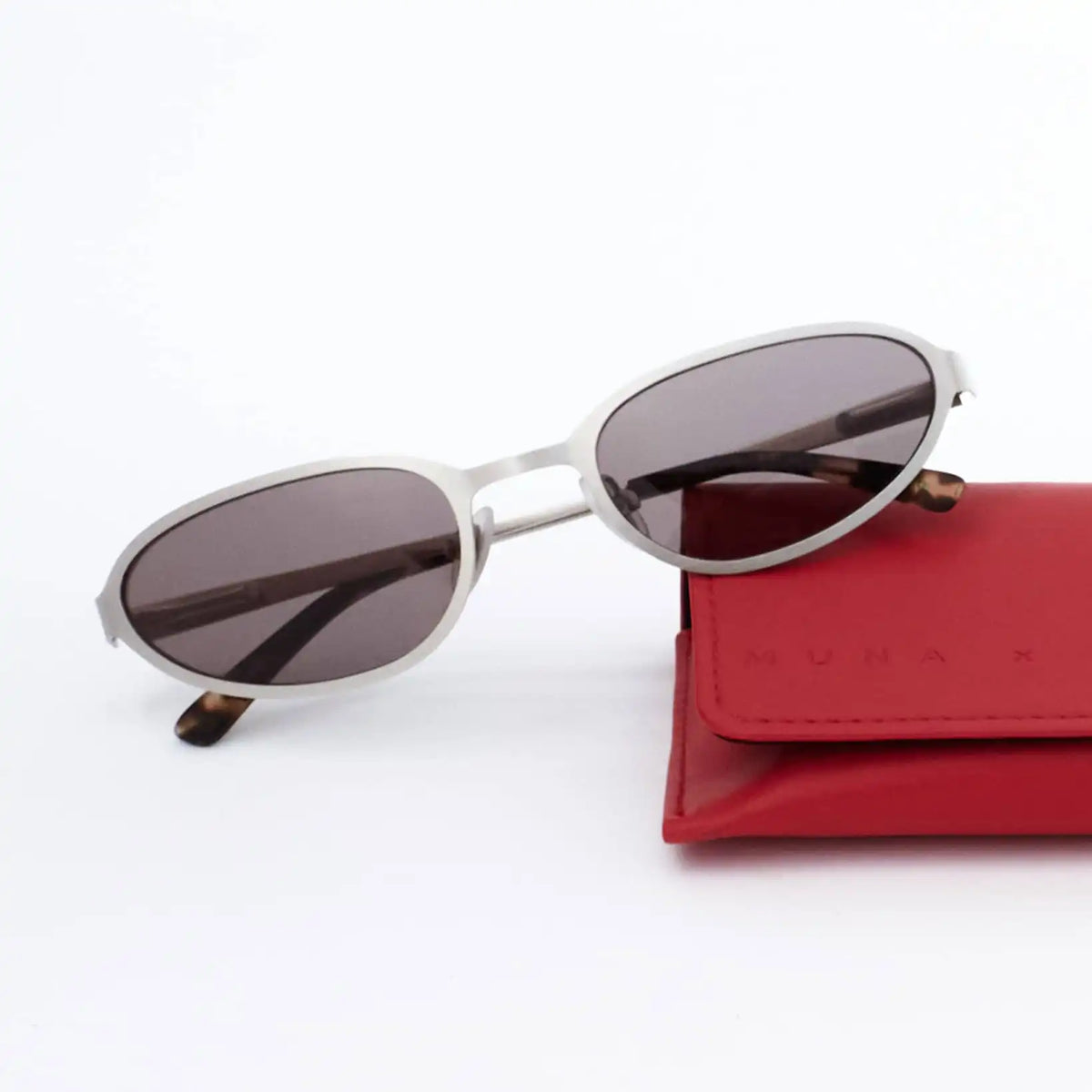 The Buzzkiller by MUNA - Jo, Matte Silver